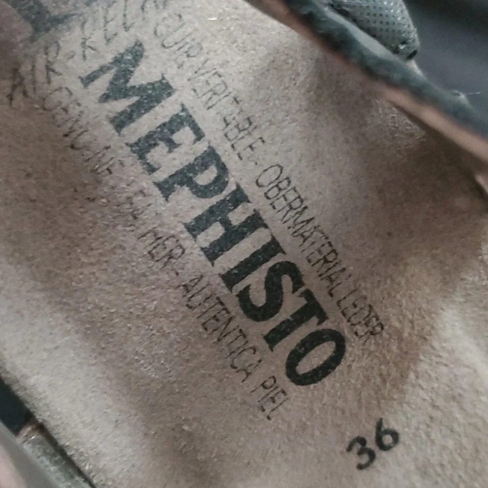 Mephisto Minoa wedge sandals